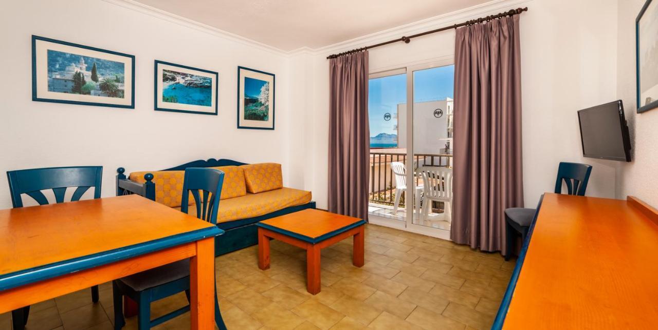 Apartamentos Charlys Can Picafort Can Picafort  Eksteriør bilde