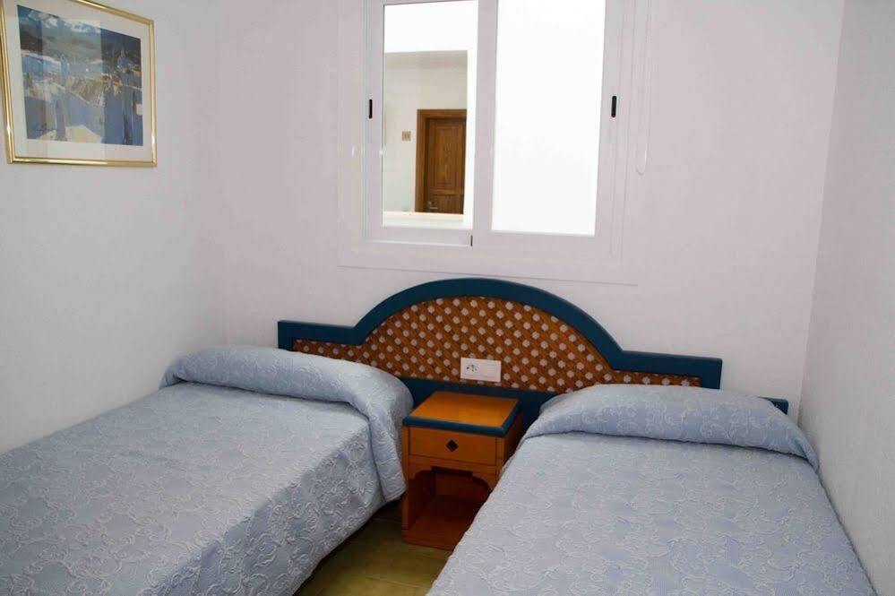 Apartamentos Charlys Can Picafort Can Picafort  Eksteriør bilde